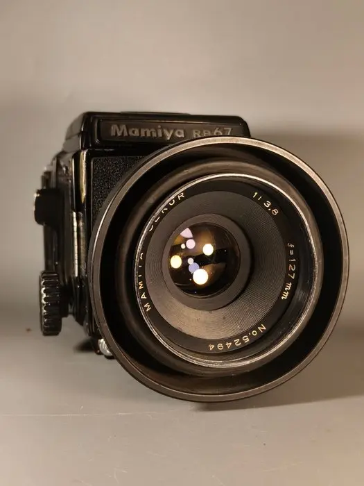 Mamiya RB67 Professional - Sekor 127mm f/3.8 Lens Analogue camera