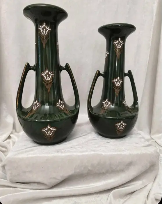 K&G Lunéville - Double handled vase (2) - Creamware - Keller & Guérin Lunéville