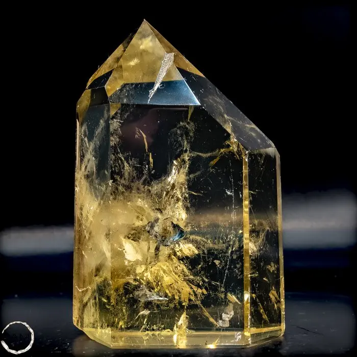 Natural citrine crystal – a radiant one-of-a-kind from Brazil