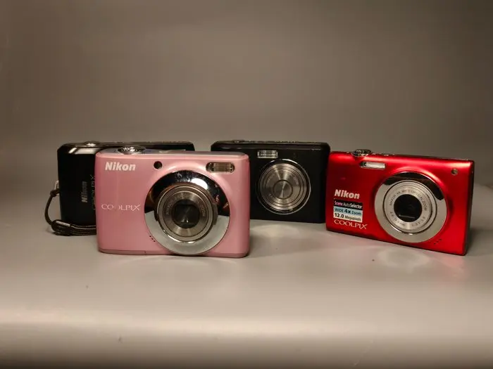 Nikon COOLPIX L21 - S2500 - L20 - L18 Digital compact camera
