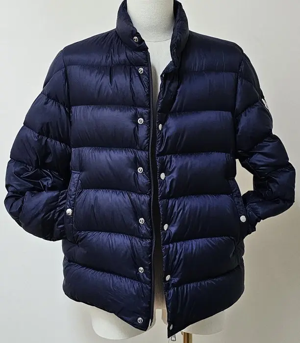 Moncler - Down jacket