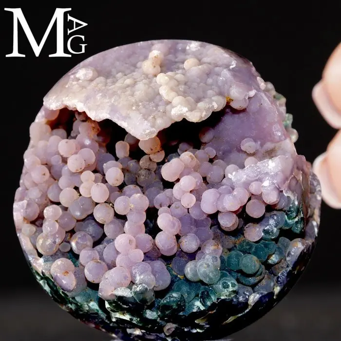 Purple quartz sphere with a botryoidal shape