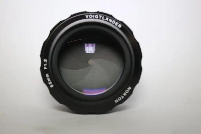 Voigtländer Nokton 1,2/55mm for Nikon Camera lens