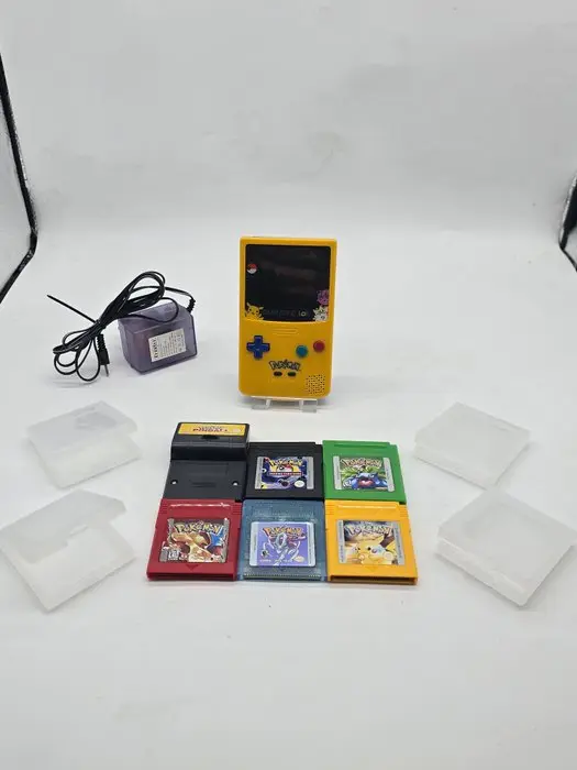 Nintendo - Gameboy Color - Limited Pichu Edition 1998...