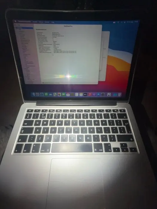 Apple MacBook Pro (MacBookPro11,1) - Laptop (1) - Without original box