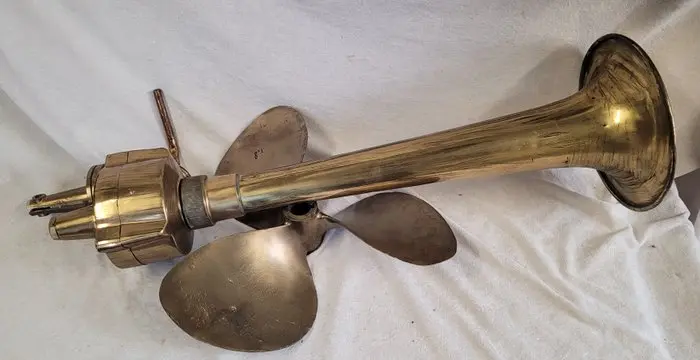 Maritime object (2) - Oliver Constr - Brass- late 19th, early 20th century