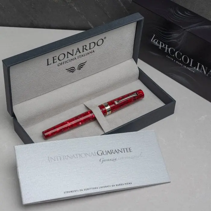 Leonardo "La piccolina" - Roller rosso passione - Pen