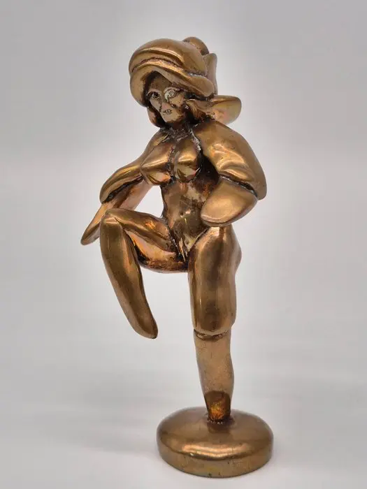 Pierre Pourveur (1949) – „Stehender Frauenakt“ – Bronze patiniert - Figur - Brons