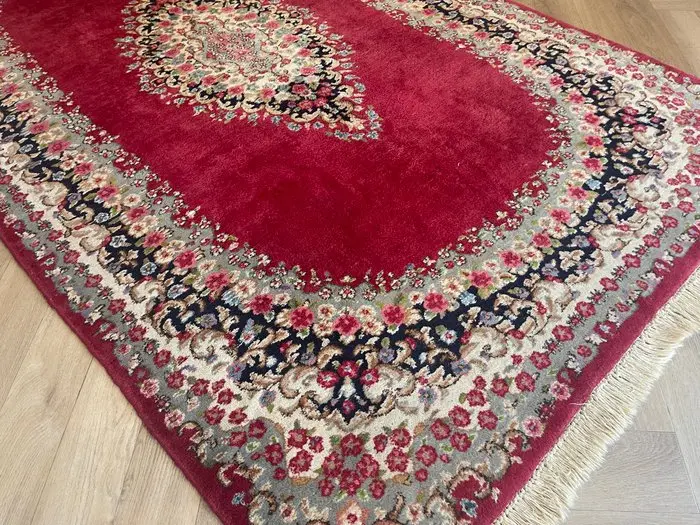 Turkish Anatolian Kirman - (no reserve price)...
