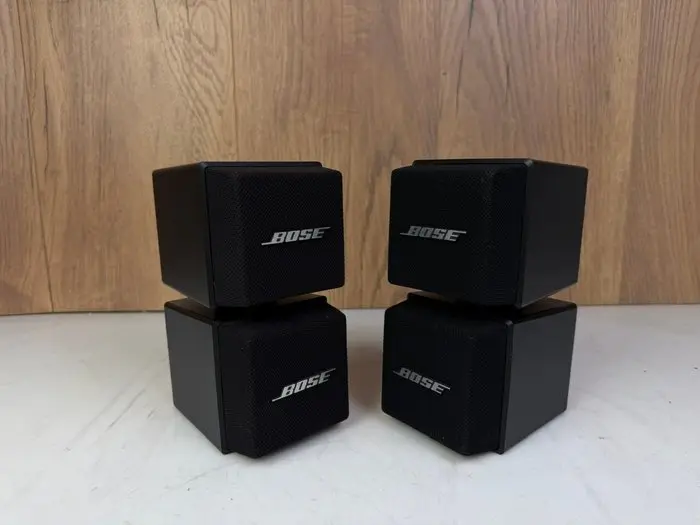 Bose - Single-Cube Satellite Speaker set