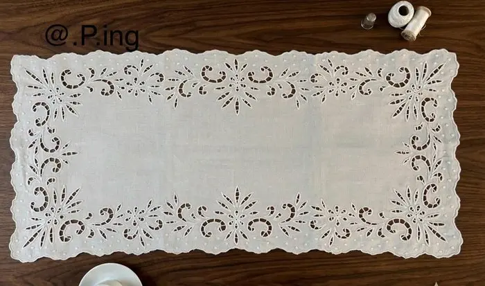 Embroidery - 75 cm - 35 cm - VINTAGE CHARM
