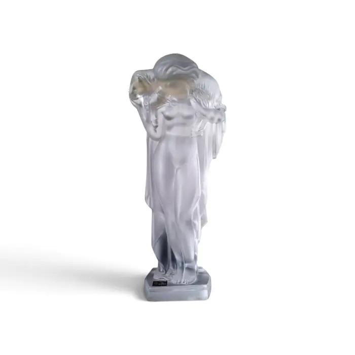 Sevres - Figure - Femme au mouton (551/2000) - Crystal