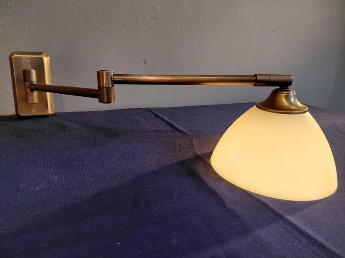Wall lamp - Brass - Swing-arm wall lamp