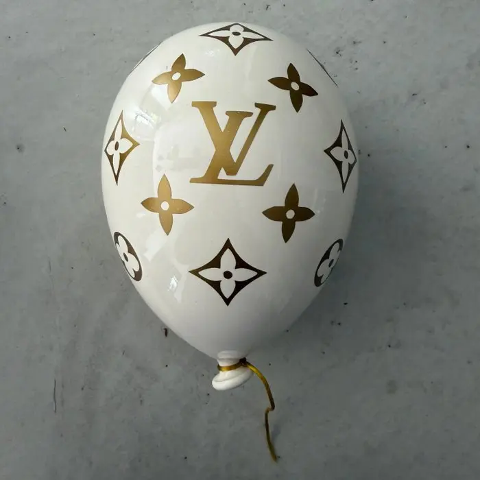 MVR (XX) - Louis Vuitton Ceramic Balloon (White / Gold)