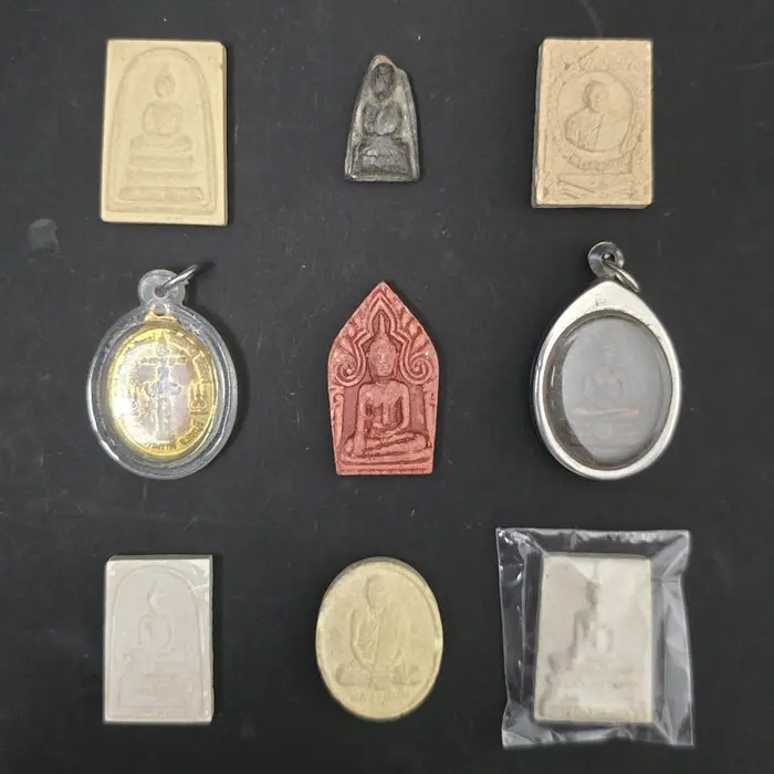 Thailand. 9 verschillende Thaise Boeddhistische Amuletten (No reserve price)