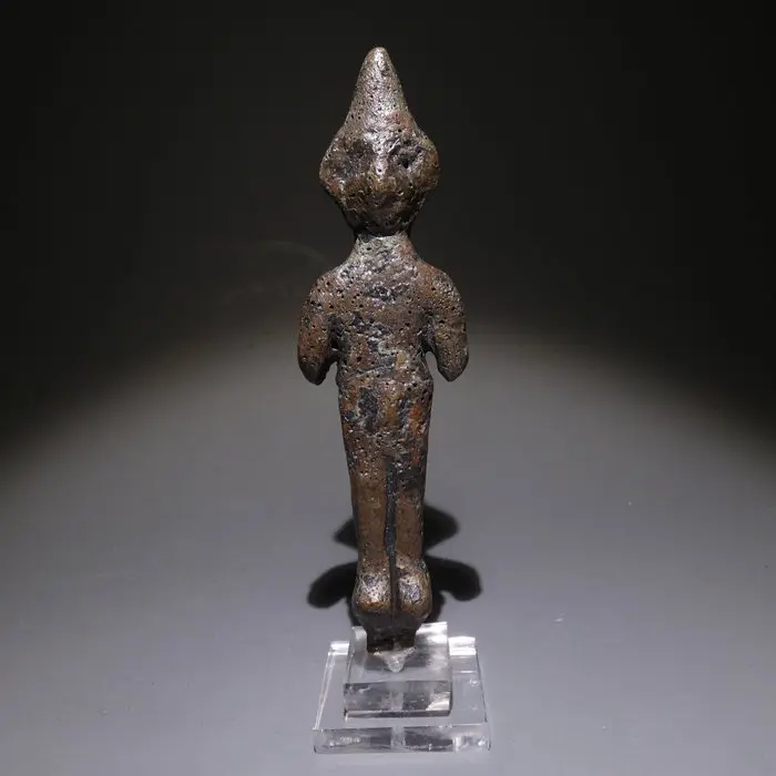Achaemenid Bronze Important Figure, ex-voto. 9,7 cm H. 5th century BC.