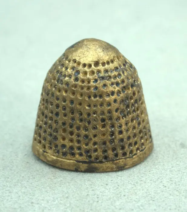 Medieval brass Thimble - 17 mm (No reserve price)