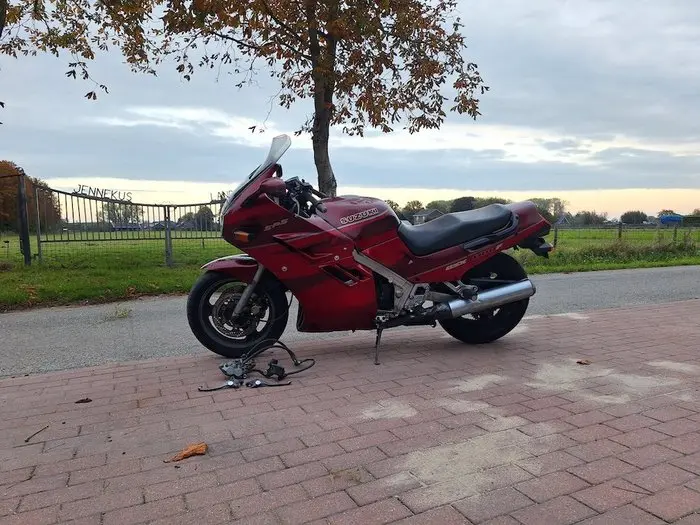 Suzuki - GSX 1100 F - NO RESERVE - 1100 cc - 1993