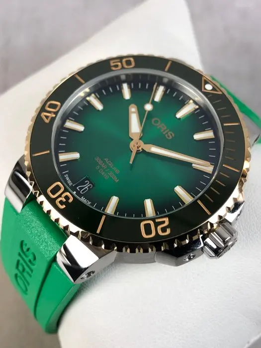 Oris - Aquis Date Calibre 400-2 Automatic - 01 400 7769...