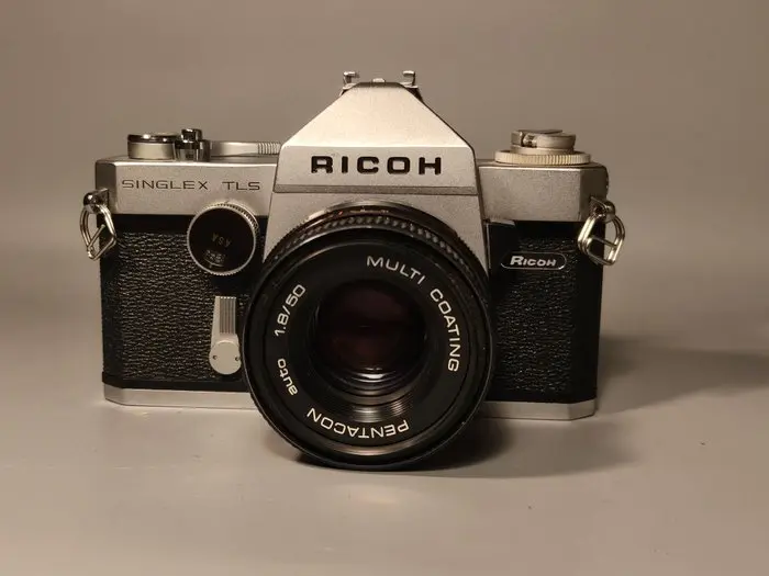 Ricoh Singlex TLS + Pentacon Auto 50 mm f/1.8 Analogue camera