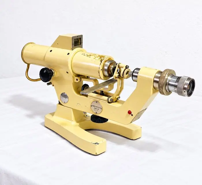 Theodolite - Frontofocomètre