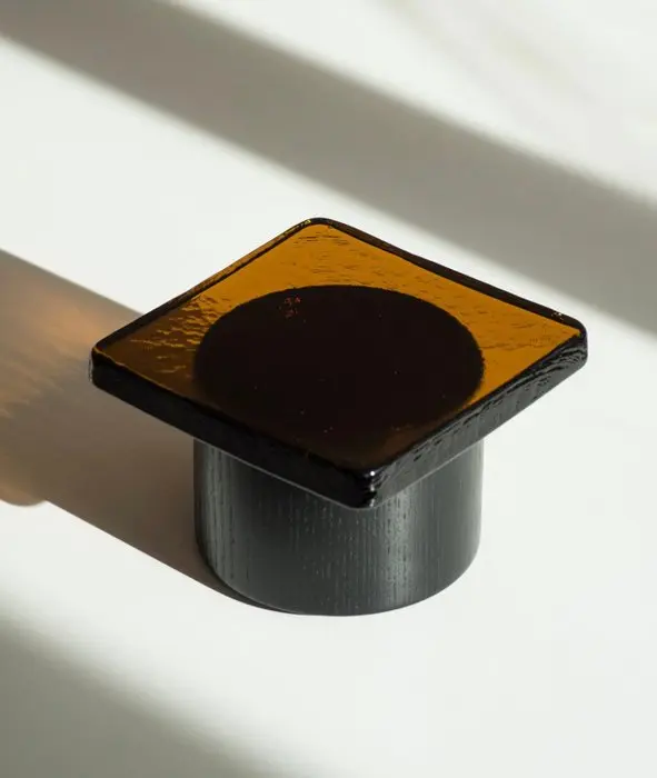 Favius - SCMP Design Office - Dish - PIEDUCCIO - cast glass, Ash