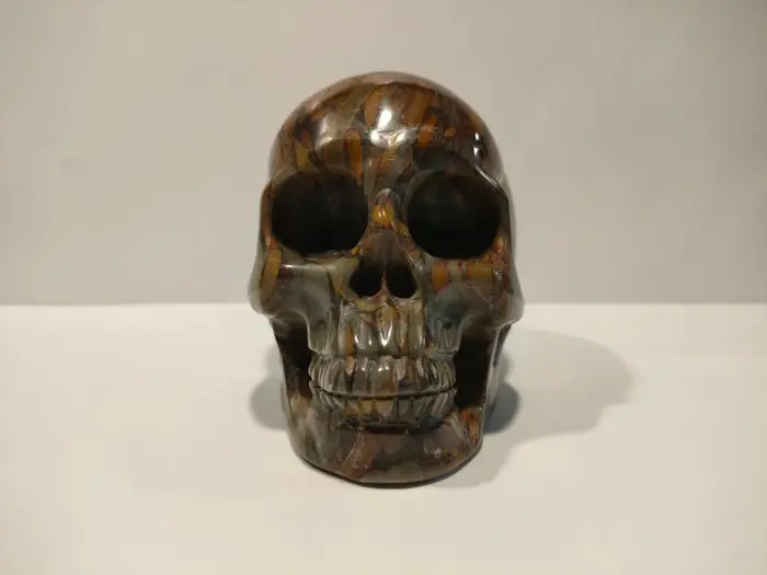 Bamboo Leaf Jasper Skull - Height: 9 cm - Width: 6 cm- 980 g - (1)