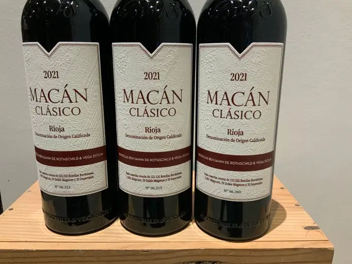 2021 Bodegas Benjamín de Rothschild & Vega Sicilia