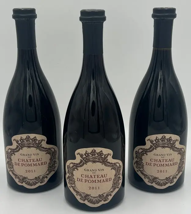 2011 Chateau de Pommard - Pommard - 3 Bottles (0.75L)
