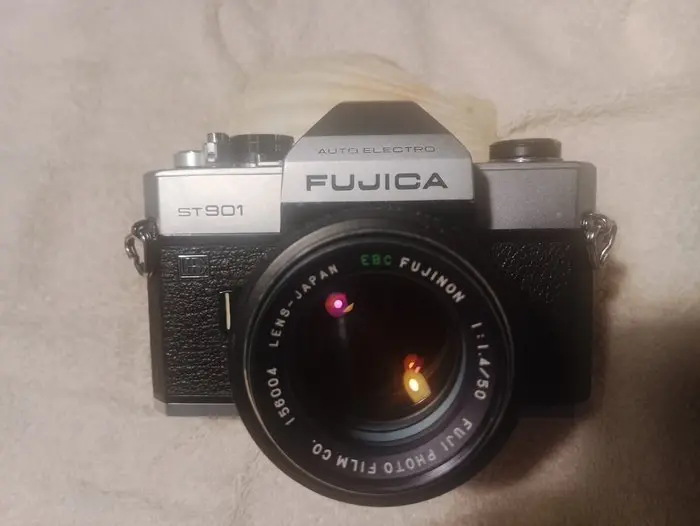 Fujica ST901 + EBC Fujinon 50mm F1.4 Analogue camera