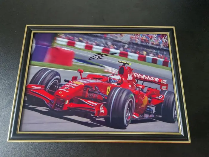 Ferrari - Formula 1 - Kimi Räikkönen - 2007 - Photograph