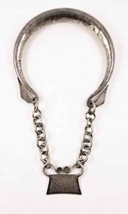 Necklace - Silver - Laos - Early 20th century