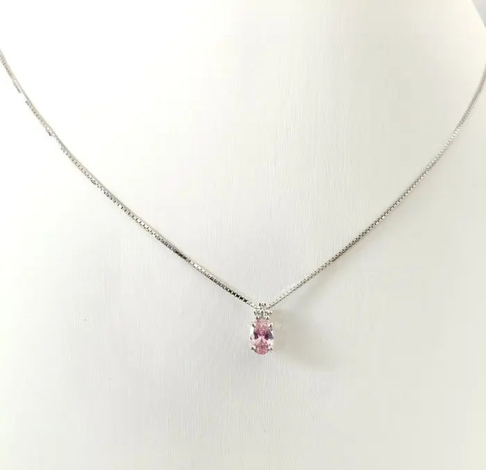 Necklace with pendant - 18 kt. White gold Diamond (Natural) - Sapphire