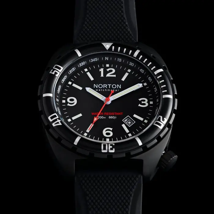 Norton - Raffaello - Diver Quartz 200M - PVD Nero - Vetro...