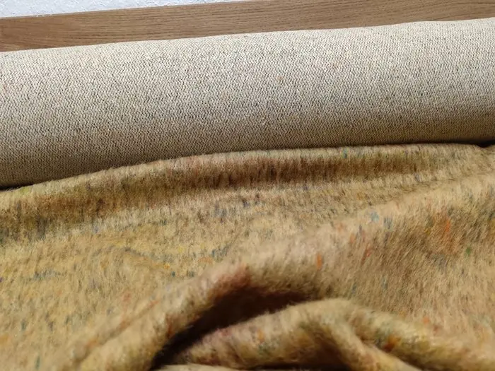 Mohair 100% E 650 size 4.70 x 1.60 m - Textile - 470 cm - 160 cm - Mohair 100%
