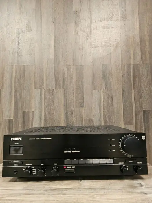 Philips - DFA 888 Solid state integrated amplifier
