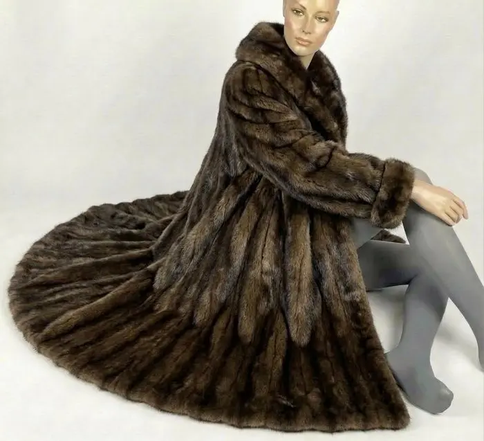 Artisan Furrier - Fur coat