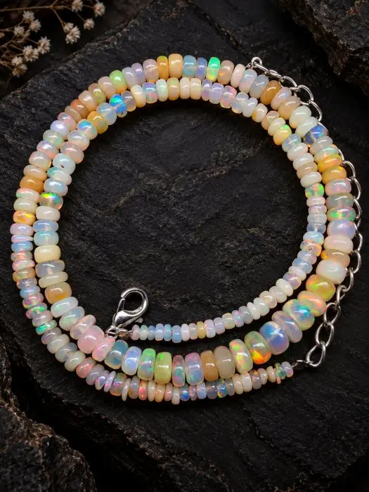 57 ct Opal Necklace Jewellery- 11.4 g