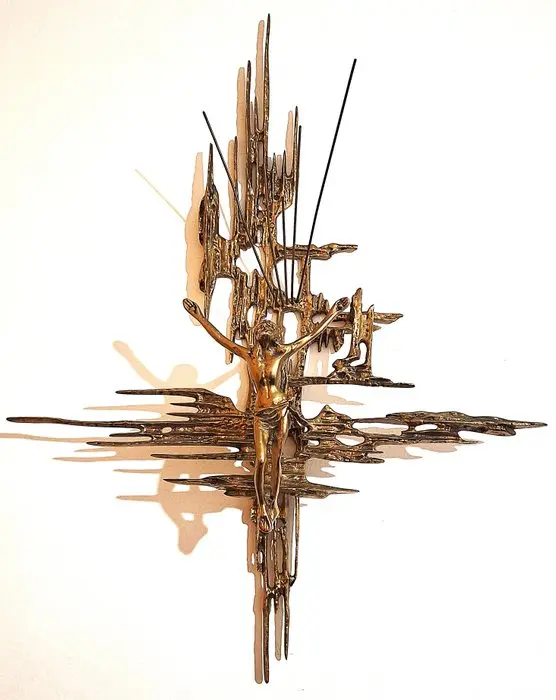 Cross - Gilt bronze - 1970-1980 - Inspired by Dalí - 60 cm.