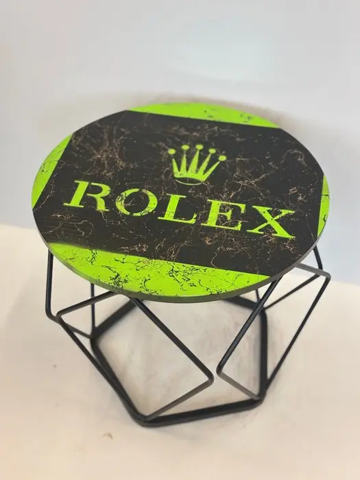 Rob VanMore - Tea-Time by Rolex Table - ø40cm