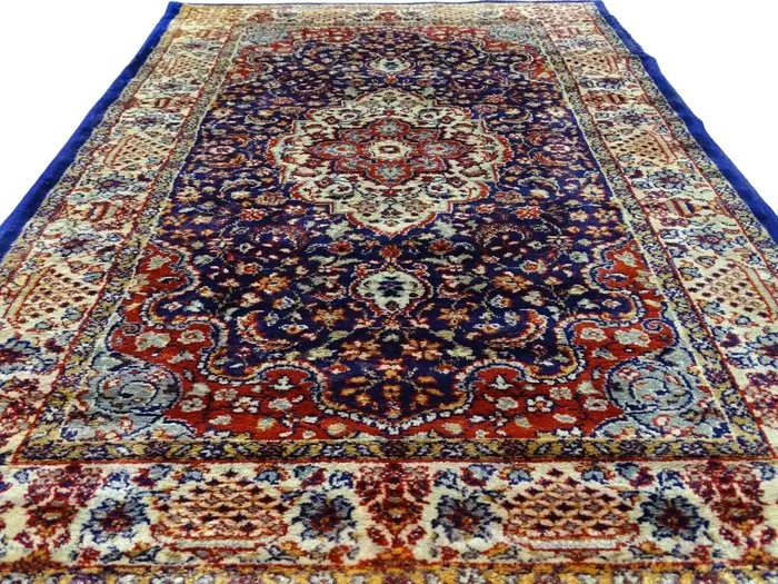 Silk Tabriz - Cleaned - Rug - 111 cm - 66 cm