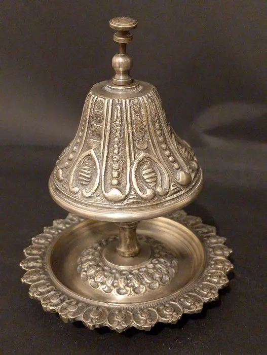 Call bell - Europe - Bronze and silver bell.