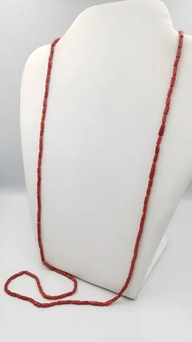 Red Coral Coral - Corallium rubrum (No reserve price)
