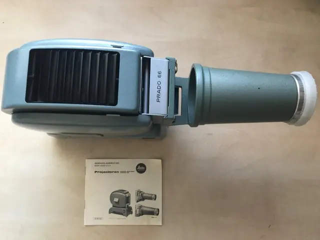 Leitz Prado 66 + Elmaron 150 mm f /2.8 Projector