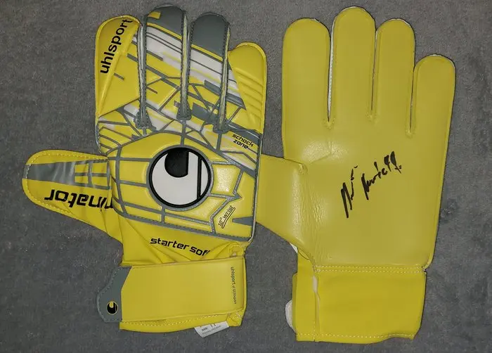 Sassuolo - Italian Football League - Arijanet Muric - 2026 - Goalkeeper gloves