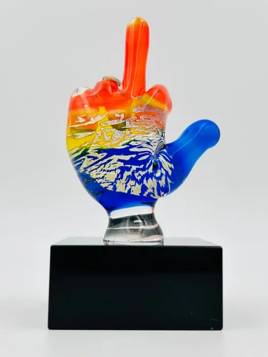Handmade Murano glass - Sculpture, Mano - 7 cm - Murano glass - 2026