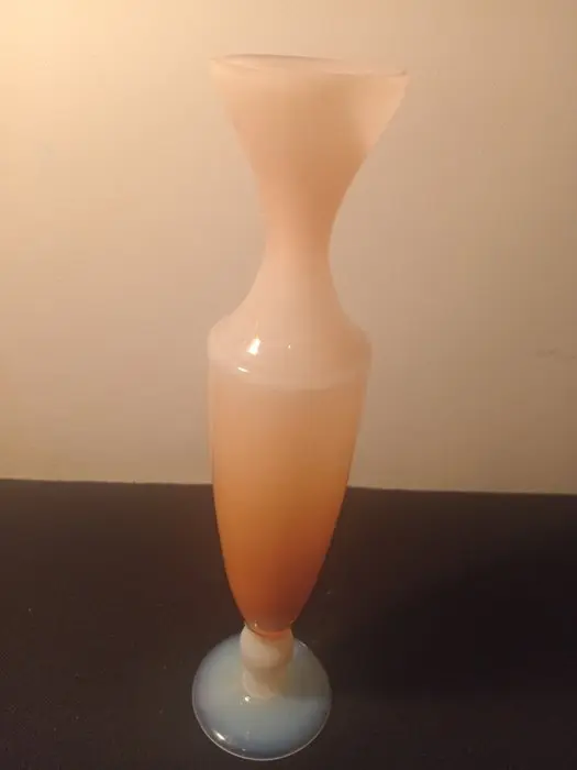 Vase - Opaline glass - Peach Blow