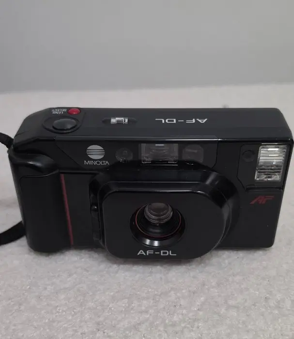 Minolta AF-DL / Freedom DL Analogue camera