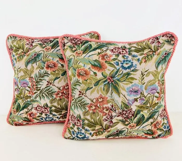 Gobelin fabric - New set of two - Cushion