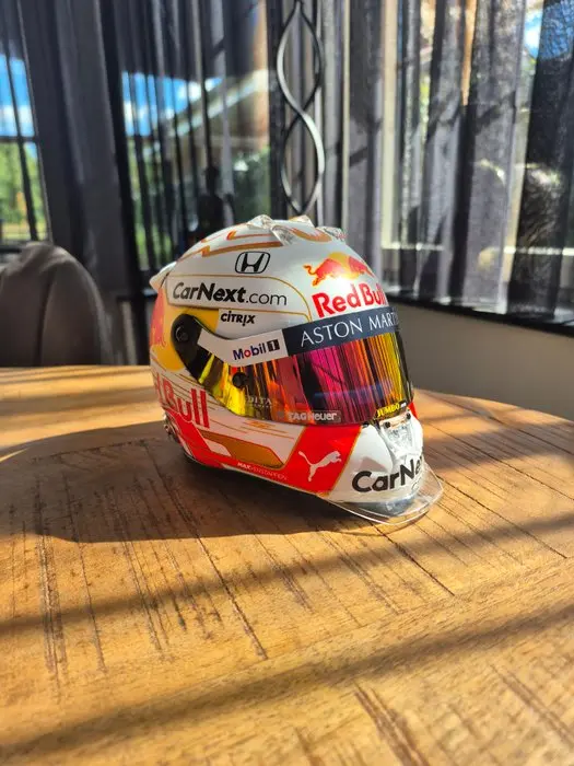 Red Bull Racing - Max Verstappen - 2020 - Scale 1/2 helmet